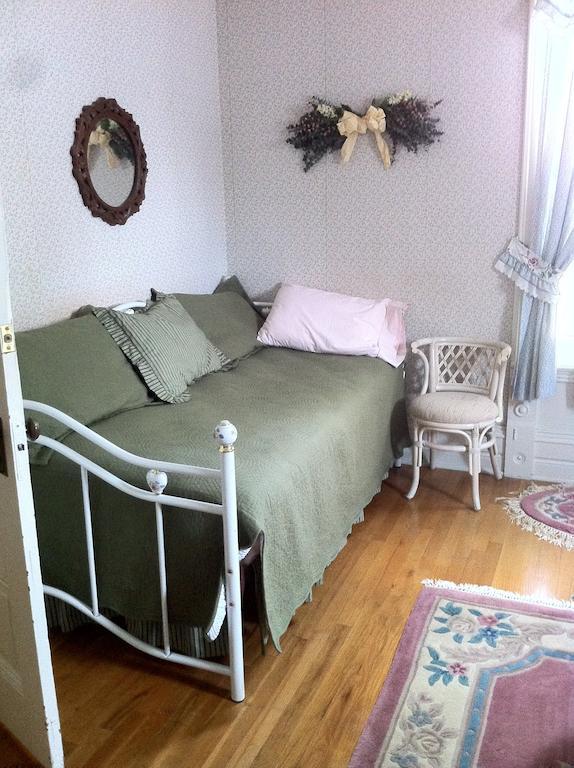 Grand Avenue Bed And Breakfast Cartago Exterior foto